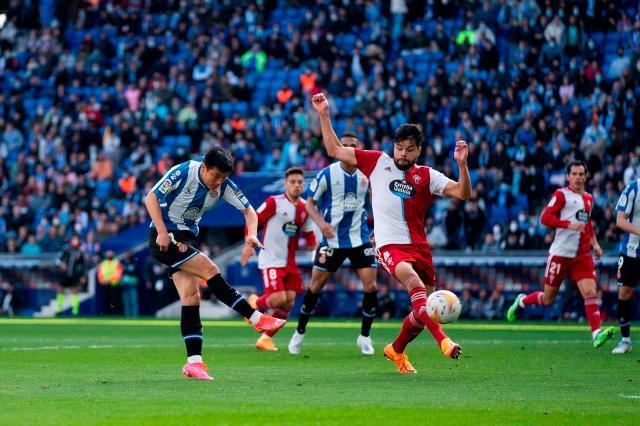 武磊一脚踢散质疑踢回信心 也请踢出一个新未来！