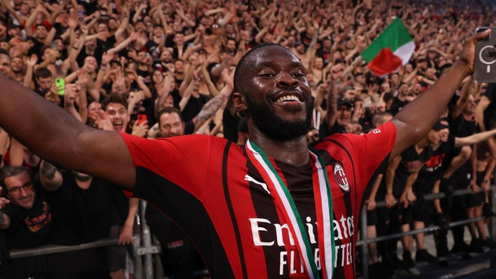 开云APP-托莫里为米兰出战200场|AC米兰|俱乐部_新浪体育_新浪新闻